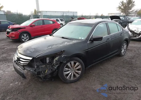 2011 Honda Accord 2.4 Ex-L from USA, damaged, VIN 1HGCP2F87BA136674